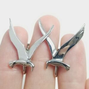 Vintage Birds in Flight Clip On Earrings, Silver Tone Seagulls, Minimal Design